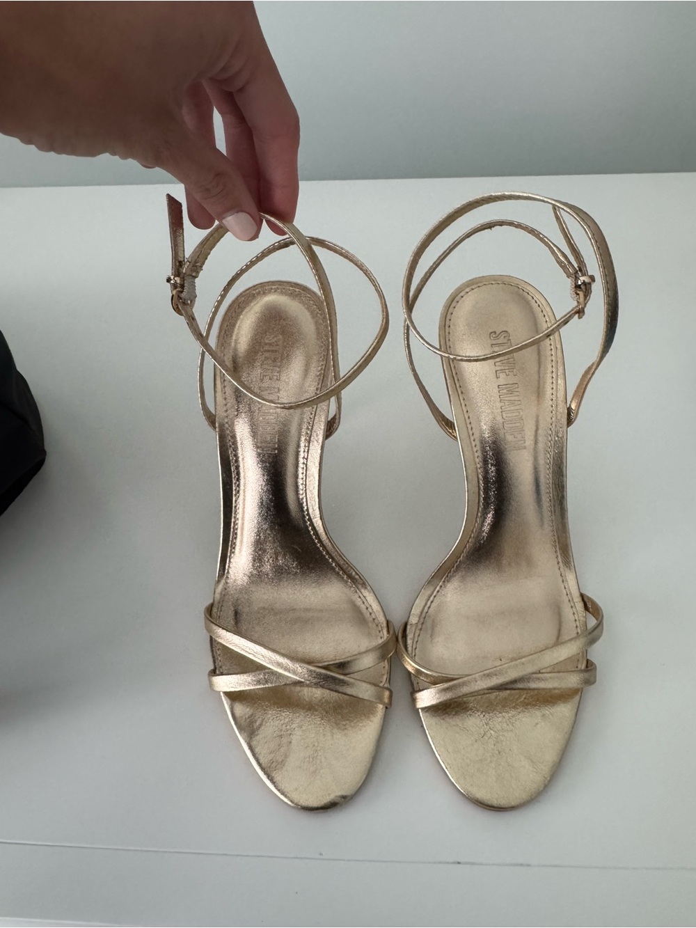 Steve Madden Gold Strappy Stiletto Sandals with Ankle Tie Size 7 - Picture 6 of 9